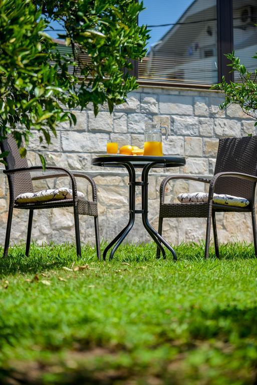 Apartmani Krgusic Tivat Buitenkant foto