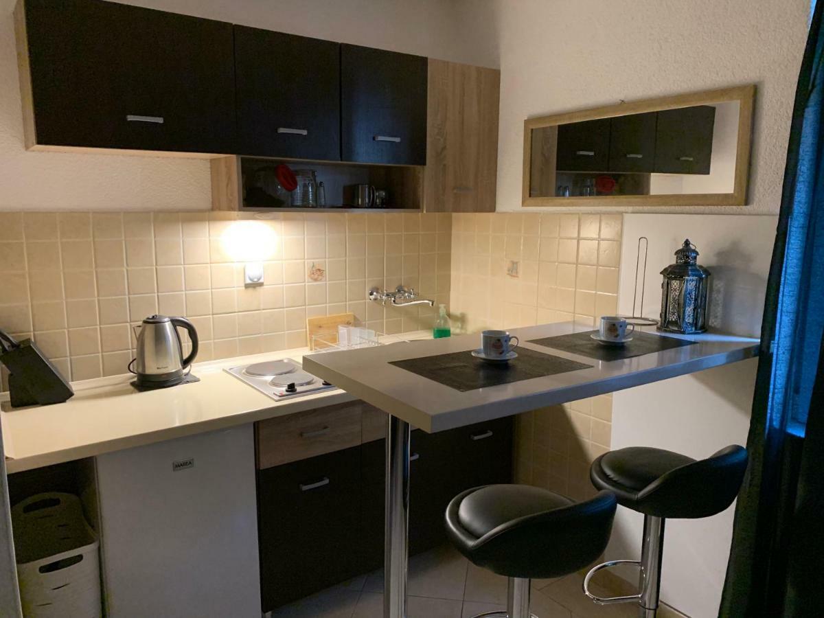 Apartmani Krgusic Tivat Buitenkant foto
