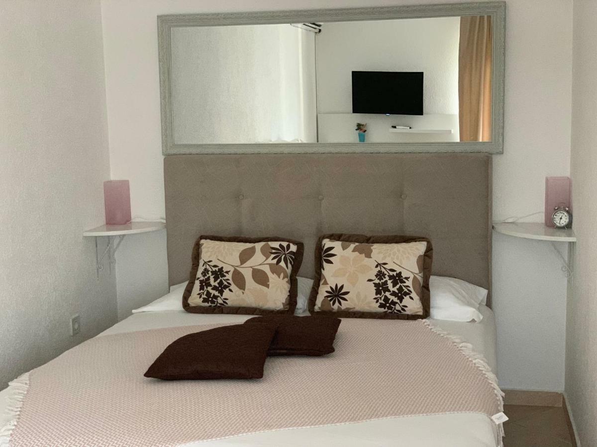 Apartmani Krgusic Tivat Buitenkant foto