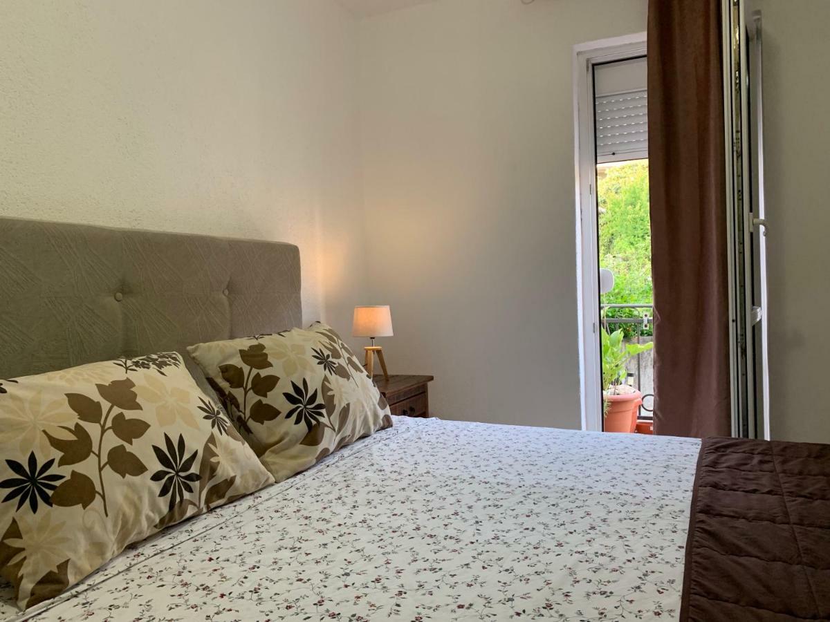Apartmani Krgusic Tivat Buitenkant foto