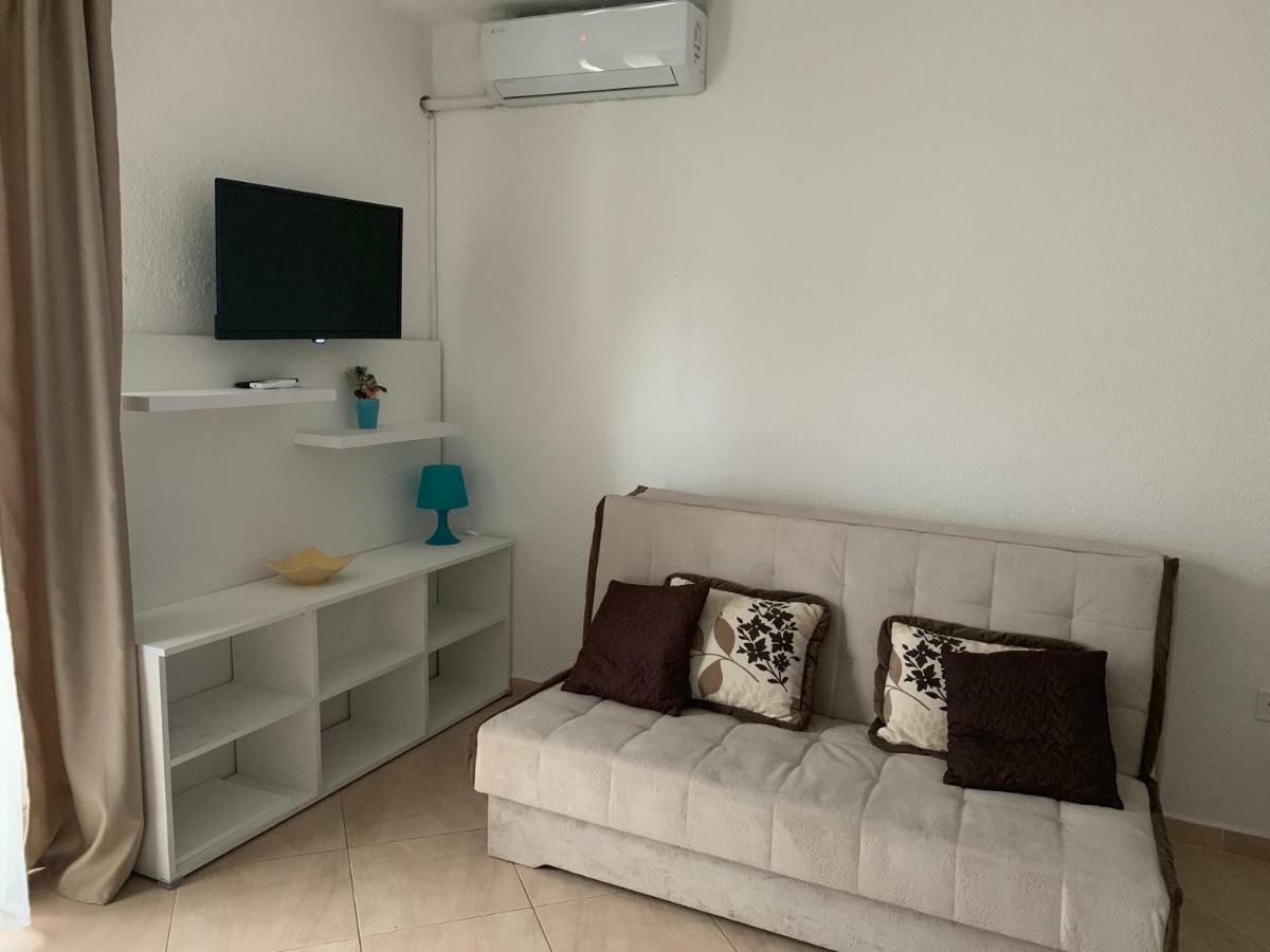 Apartmani Krgusic Tivat Buitenkant foto